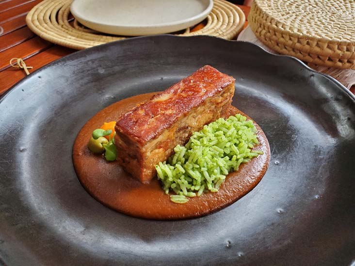 Lech&oacute;n, Casa Oaxaca El Restaurante, Calle de la Constituci&oacute;n 104-A, Oaxaca, M&eacute;xico, August 23, 2023