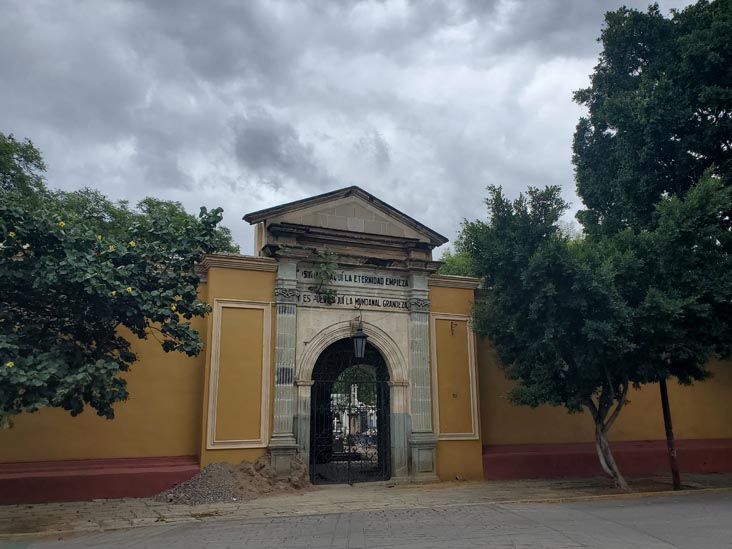 Panteón General, Oaxaca, México, August 24, 2023