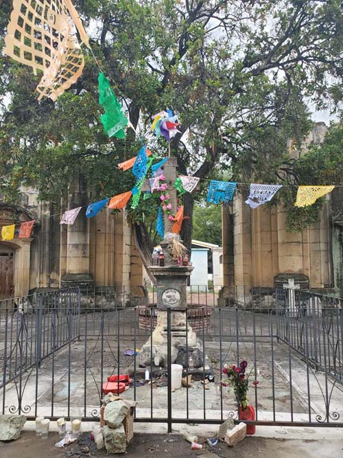 La Tumba del Muerto Olvidado, Panteón de San Miguel, Oaxaca, México, August 24, 2023