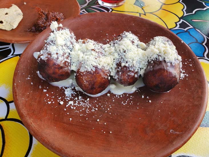 Molotes, Terraza Istmo, Oaxaca, M&eacute;xico, August 19, 2023