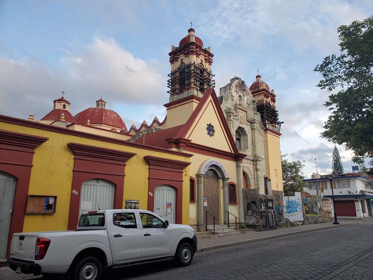 Templo de Nuestra Se&ntilde;ora de las Nieves, Calle de Jos&eacute; Mar&iacute;a Pino Su&aacute;rez and Avenida Jos&eacute; Mar&iacute;a Morelos, Oaxaca, M&eacute;xico, August 24, 2023
