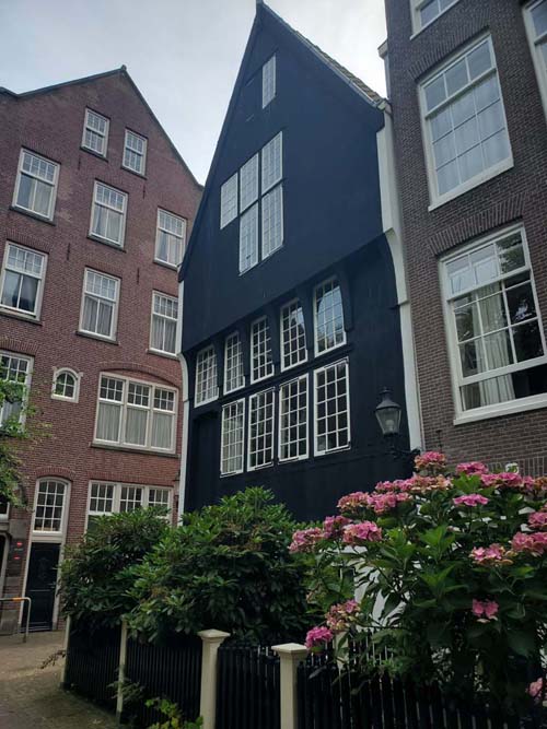 The Wooden House/Het Houten Huys, 34 Begijnhof, Amsterdam, Netherlands, July 19, 2025