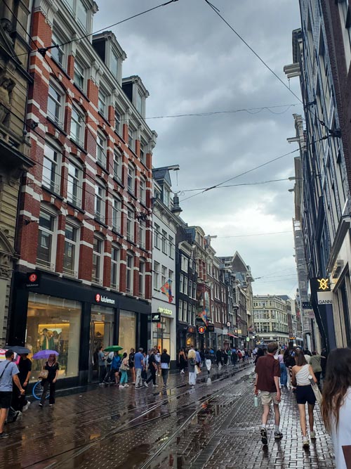 Leidsestraat Between Keizersgracht and Herengracht, Amsterdam, Netherlands, July 20, 2025