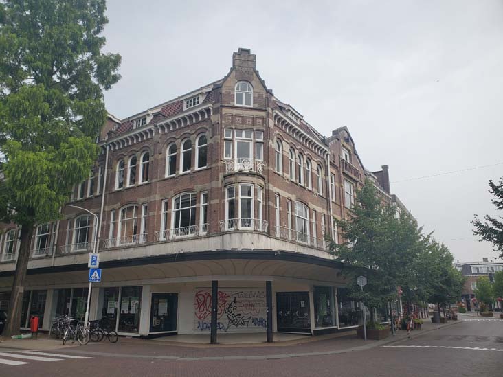 Westzijde at Stationsstraat, Zaandam, Netherlands, July 20, 2025