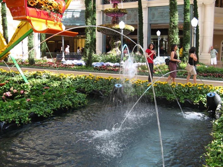 Conservatory & Botanical Garden, Bellagio Hotel & Casino, 3600 South Las Vegas Boulevard, Las Vegas, Nevada