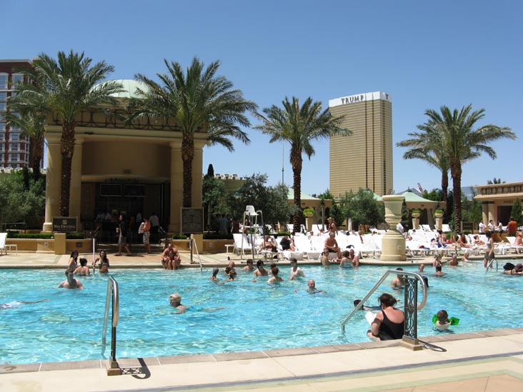 Pool, The Palazzo Las Vegas, 3325 Las Vegas Boulevard South, Las Vegas, Nevada