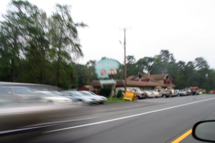 Pic-A-Lilli Inn, 866 Route 206, Shamong, New Jersey, August 24, 2007