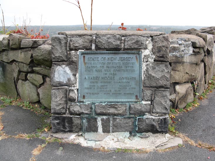 Plaque, State Line Lookout, Palisades Interstate Park, Bergen County, New Jersey