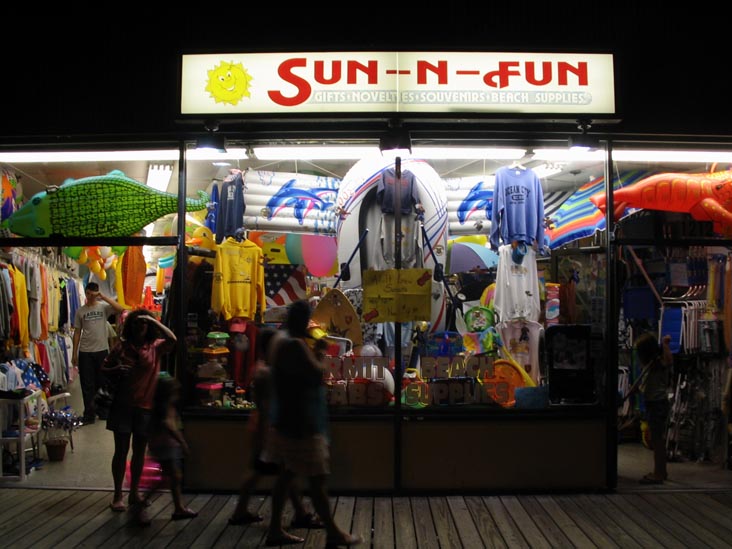Sun-N-Fun, Ocean City Boardwalk, Ocean City, New Jersey, August 27, 2005