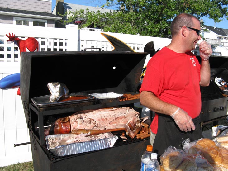 Pig Roast, Pappy's Pig Roast, Night in Venice, Ocean City, New Jersey, July 19, 2008