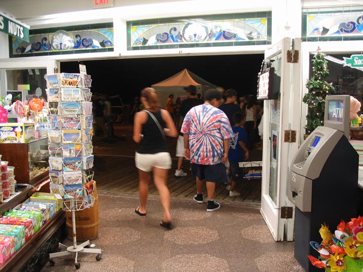Shriver's Salt Water Taffy, 9th Street and Boardwalk, Ocean City, New Jersey, August 5, 2006
