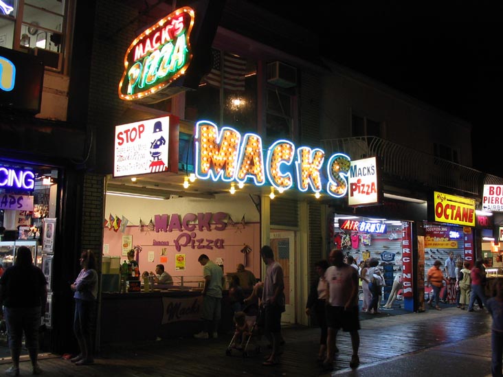 Mack's Pizza, Boardwalk, Wildwood, New Jersey, August 21, 2004