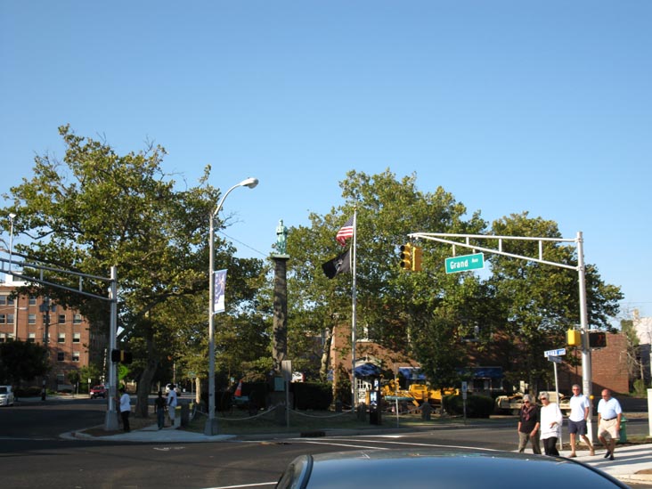 Soldiers' Monument, Cookman Avenue and Grand Avenue, Asbury Park, New Jersey, September 6, 2010