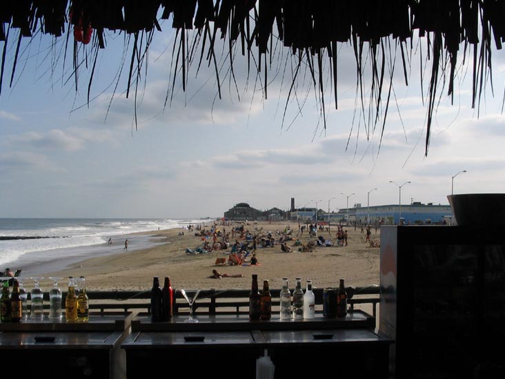 Tiki Beach Bar & Grill, Convention Hall, 1300 Ocean Avenue, Asbury Park, New Jersey, September 3, 2006