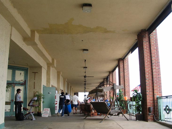 Tiki Beach Bar & Grill, Convention Hall, 1300 Ocean Avenue, Asbury Park, New Jersey, September 3, 2006