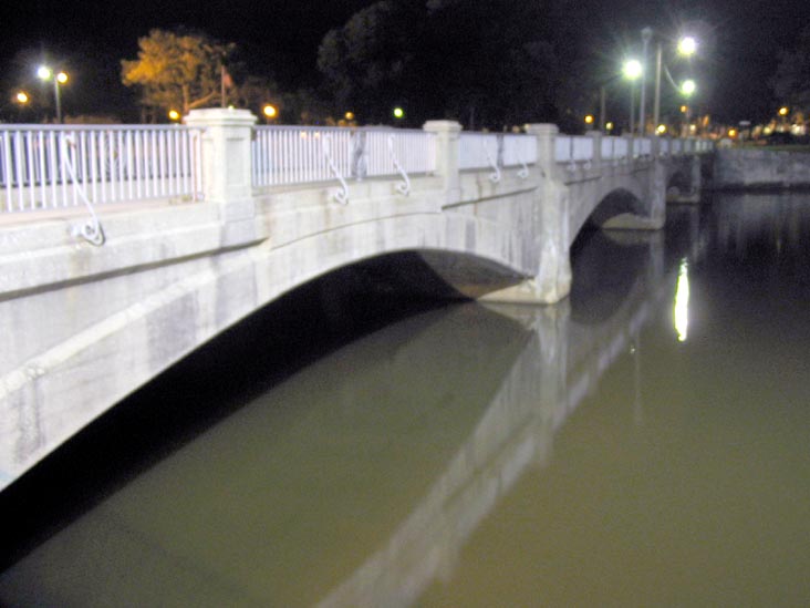 Heck Street Footbridge, Wesley Lake, Asbury Park, New Jersey, August 31, 2007