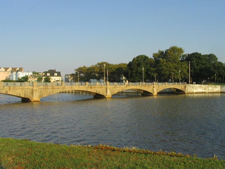 Heck Street Footbridge, Wesley Lake, Asbury Park, New Jersey, September 3, 2007