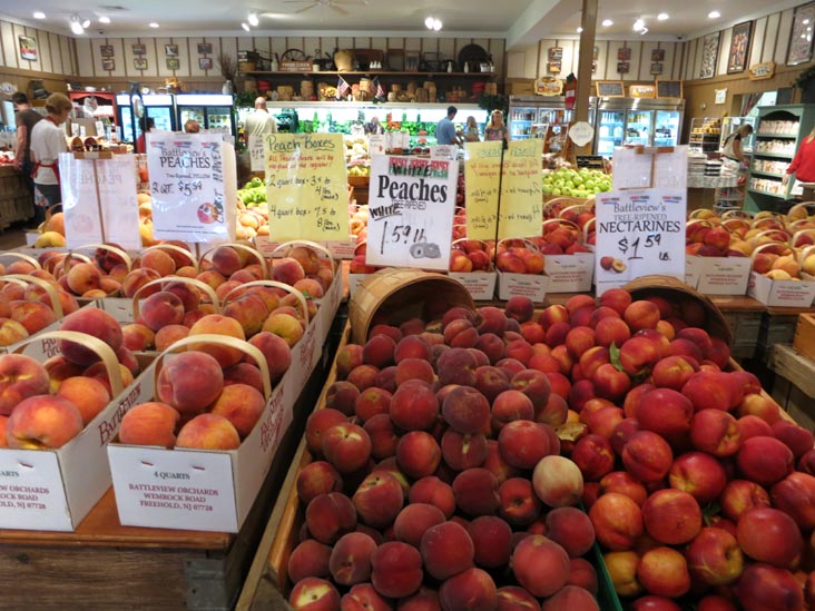 Battleview Orchards Country Store, 91 Wemrock Road, Freehold, New Jersey, August 24, 2013