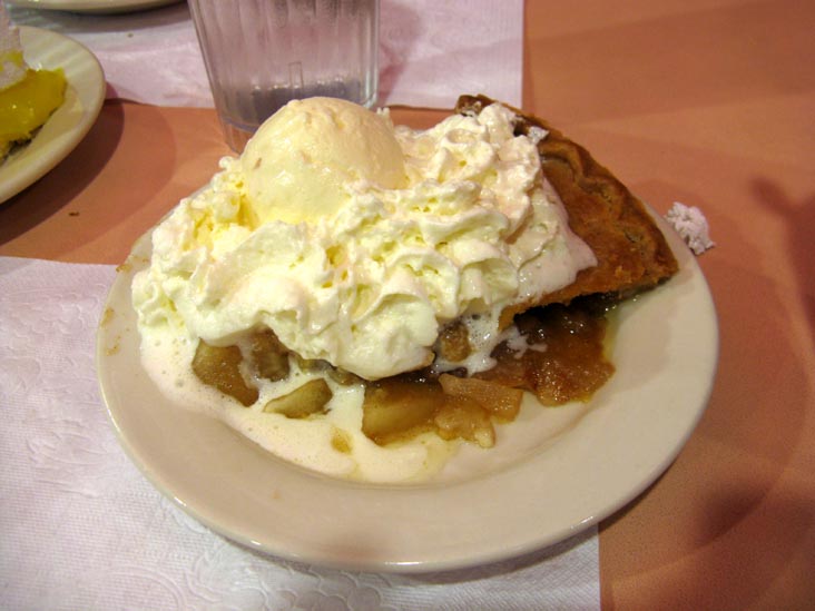 Apple Pie a la Mode, Broadway Diner, 45 Monmouth Street, Red Bank, New Jersey