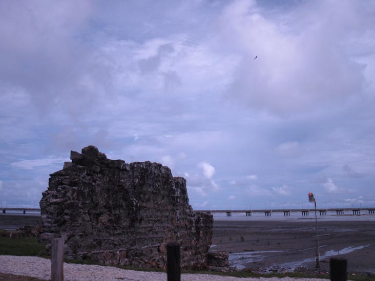 Via Cincuentenario, Old Panama/Panam&aacute; Viejo, Panama City, Panama, July 3, 2010