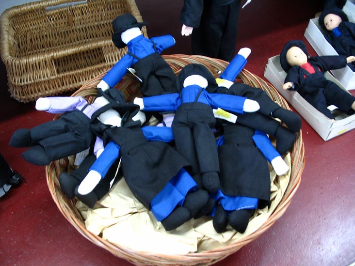 Dolls, Pennsylvania Dutch Gift Haus, 93 Roadside Drive, Shartlesville, Pennsylvania