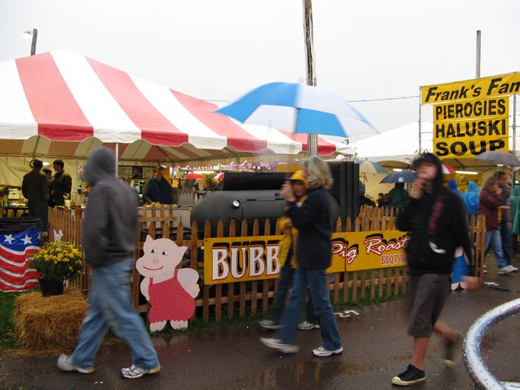Bubba's Pig Roast, Bloomsburg Fair, Bloomsburg, Pennsylvania, September 26, 2009