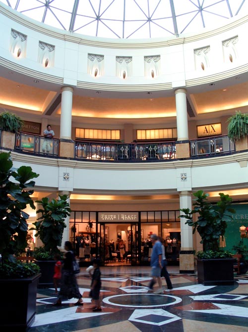 Plaza Lower Level, King of Prussia Mall, 160 North Gulph Road, King of Prussia, Pennsylvania