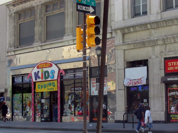 12th Street and Chestnut, Center City Philadelphia