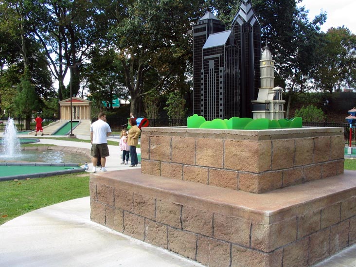 Philadelphia Skyline, Philly Mini Golf, Franklin Square, Center City Philadelphia, Pennsylvania