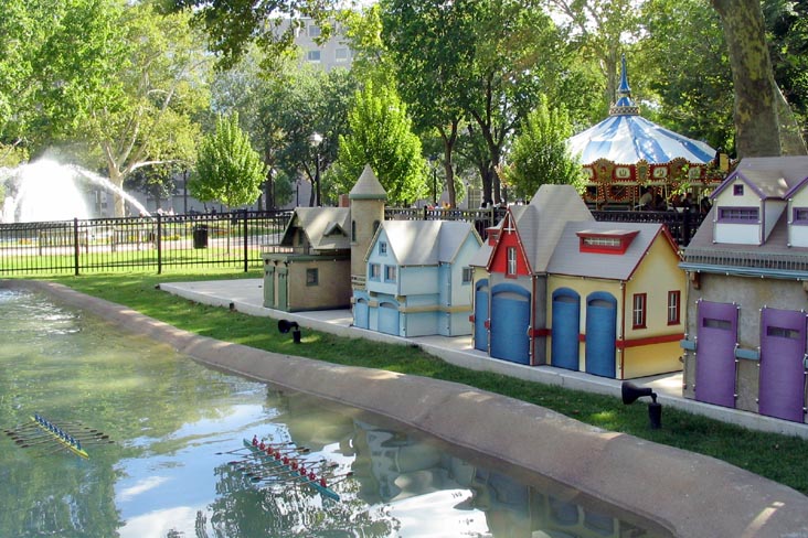 Boathouse Row, 14th Hole, Philly Mini Golf, Franklin Square, Center City Philadelphia, Pennsylvania