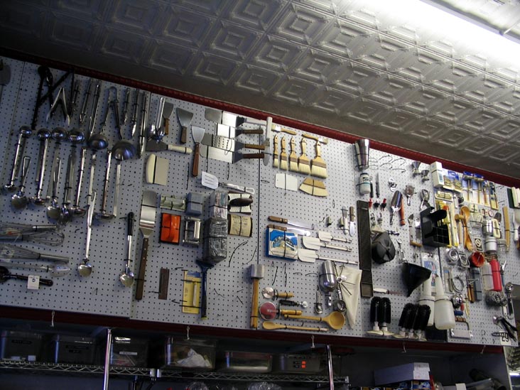 Old Trenton China Pottery Store, 105 North 2nd Street, Philadelphia, Pennsylvania, November 24, 2006