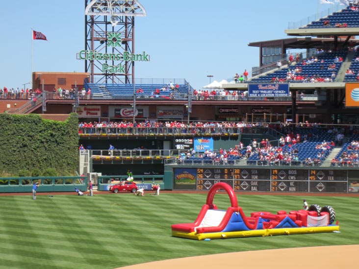 Phanatic's Birthday Celebration, Philadelphia Phillies vs. Chicago Cubs, Citizens Bank Park, Philadelphia, Pennsylvania, April 29, 2012