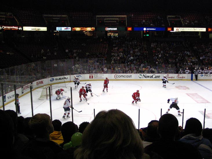 Power Play, Philadelphia Phantoms vs. Albany River Rats, Wachovia Spectrum, Wachovia Complex, 3601 South Broad Street, South Philadelphia, November 24, 2006