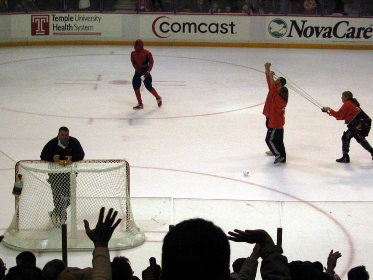 T-Shirt Launch, Philadelphia Phantoms vs. Albany River Rats, Wachovia Spectrum, Wachovia Complex, 3601 South Broad Street, South Philadelphia, November 24, 2006