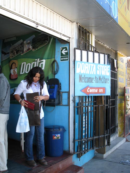 Bodega Dorita/Dorita Store, Avenida Aviación, 202, Arequipa, Peru