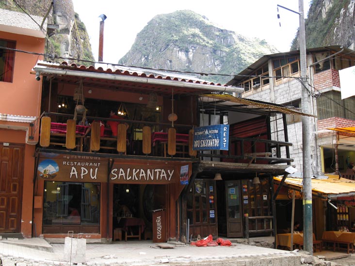 Apu Salkantay Restaurant Pizzeria, Avenida Imperio de Los Incas, 139, Aguas Calientes/Machupicchu Pueblo, Cusco Region, Peru