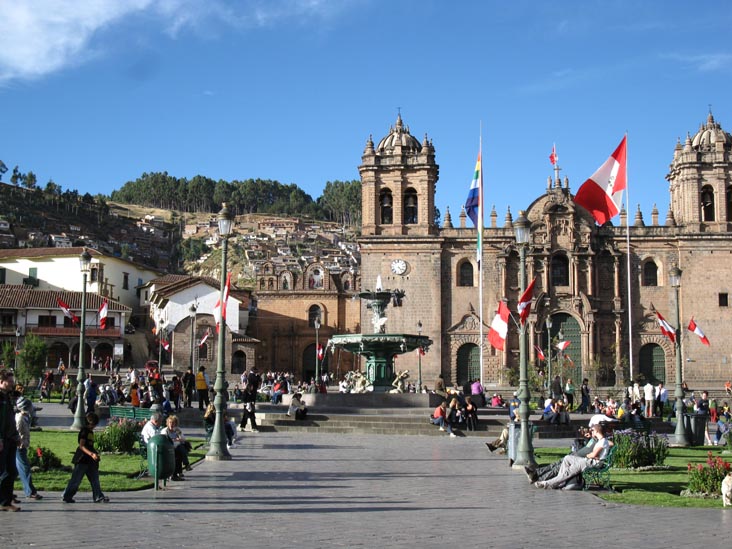 Fountain and Basílica Catedral/Catedral Basílica de la Virgen de la Asunción, Plaza de Armas, Cusco, Peru