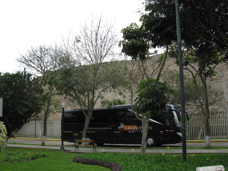 Parque Pucllana, Miraflores, Lima, Peru, July 4, 2010