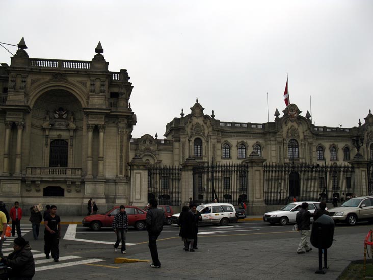 Palacio de Gobierno, Plaza de Armas/Plaza Mayor, Central Lima, Lima, Peru, July 4, 2010