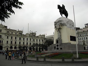 José de San Martín Statue, Plaza San Martín, Central Lima