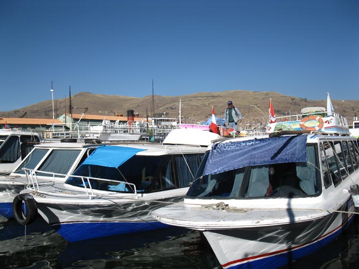 Puerto de Puno/Puno Port, Lake Titicaca/Lago Titicaca, Peru