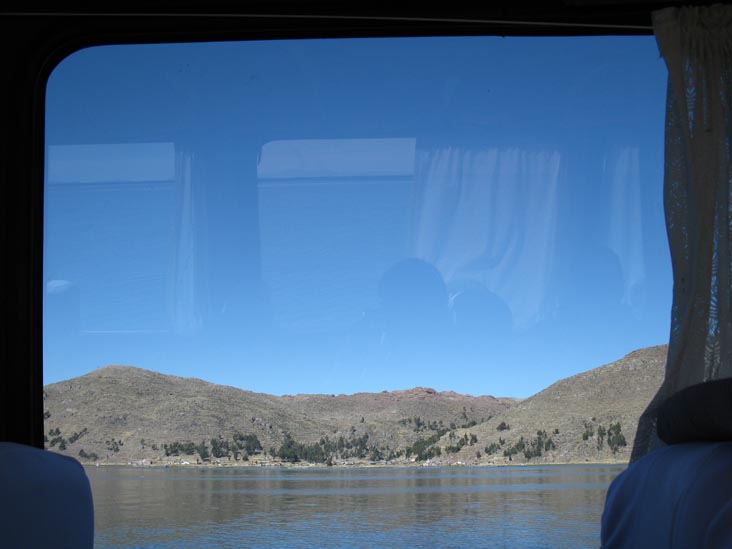 Puno Bay, Lake Titicaca/Lago Titicaca, Peru