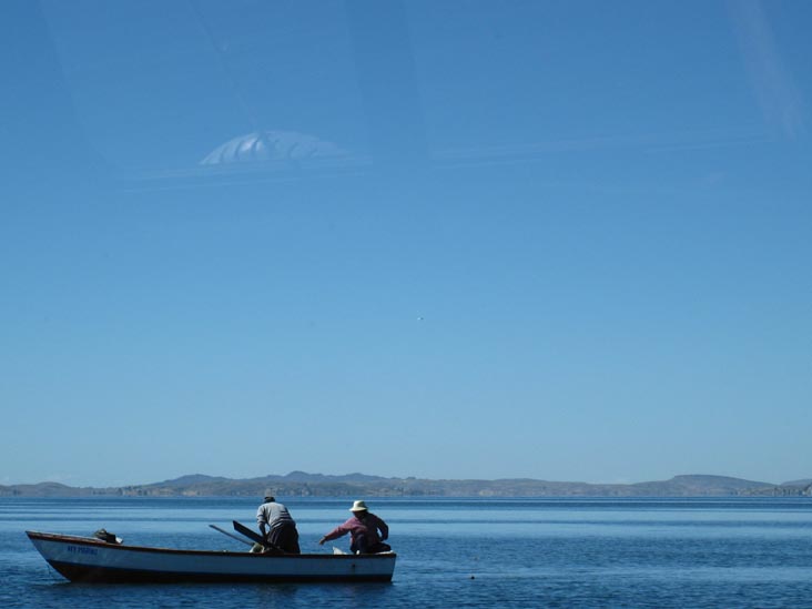 Fishing Boat, Puno Bay, Lake Titicaca/Lago Titicaca, Peru