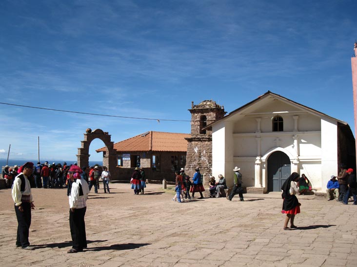 Main Plaza, Taquile Island/Isla Taquile, Lake Titicaca/Lago Titicaca, Peru