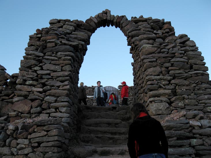 Arch, Pachamama, Amantaní Island, Lake Titicaca/Lago Titicaca, Peru