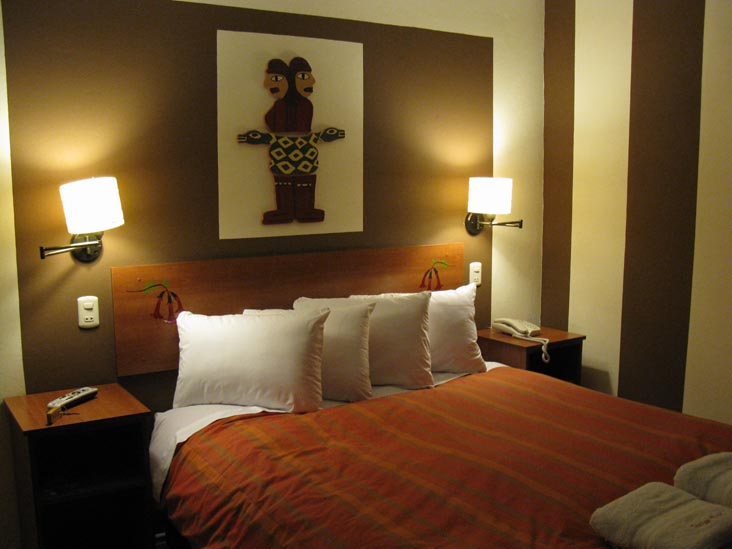 Room 302, Intiqa Hotel, Jirón Tarapacá, 272, Puno, Peru