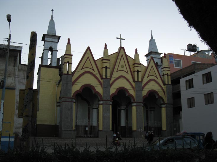 Iglesia de San Juan, Parque Pino, Puno, Peru