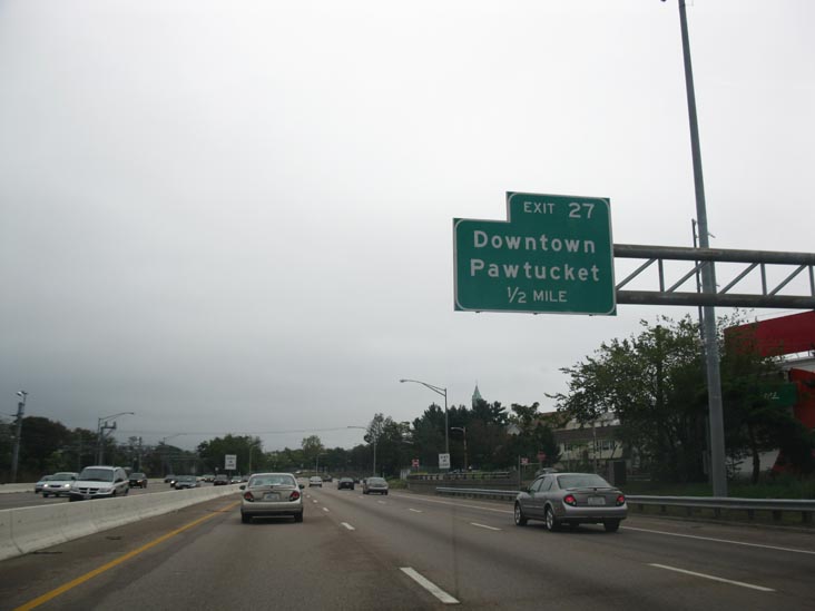 Northbound Interstate 95 Near Exit 27, Pawtucket, Rhode Island, October 1, 2011