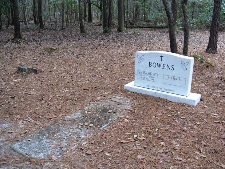 Bowens Grave, African-American Cemetery, Drayton Hall, Ashley River Road, Charleston, South Carolina