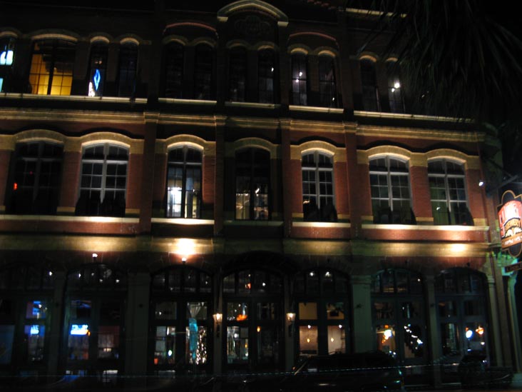 Southend Brewery & Smokehouse, 161 East Bay Street, Charleston, South Carolina